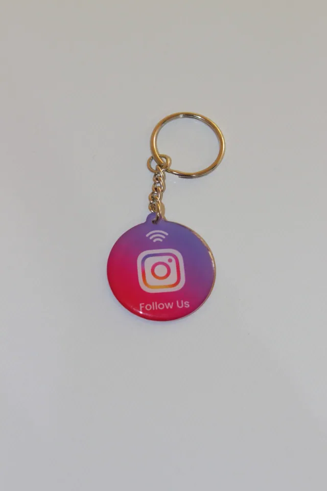 Llavero Instagram NFC + QR